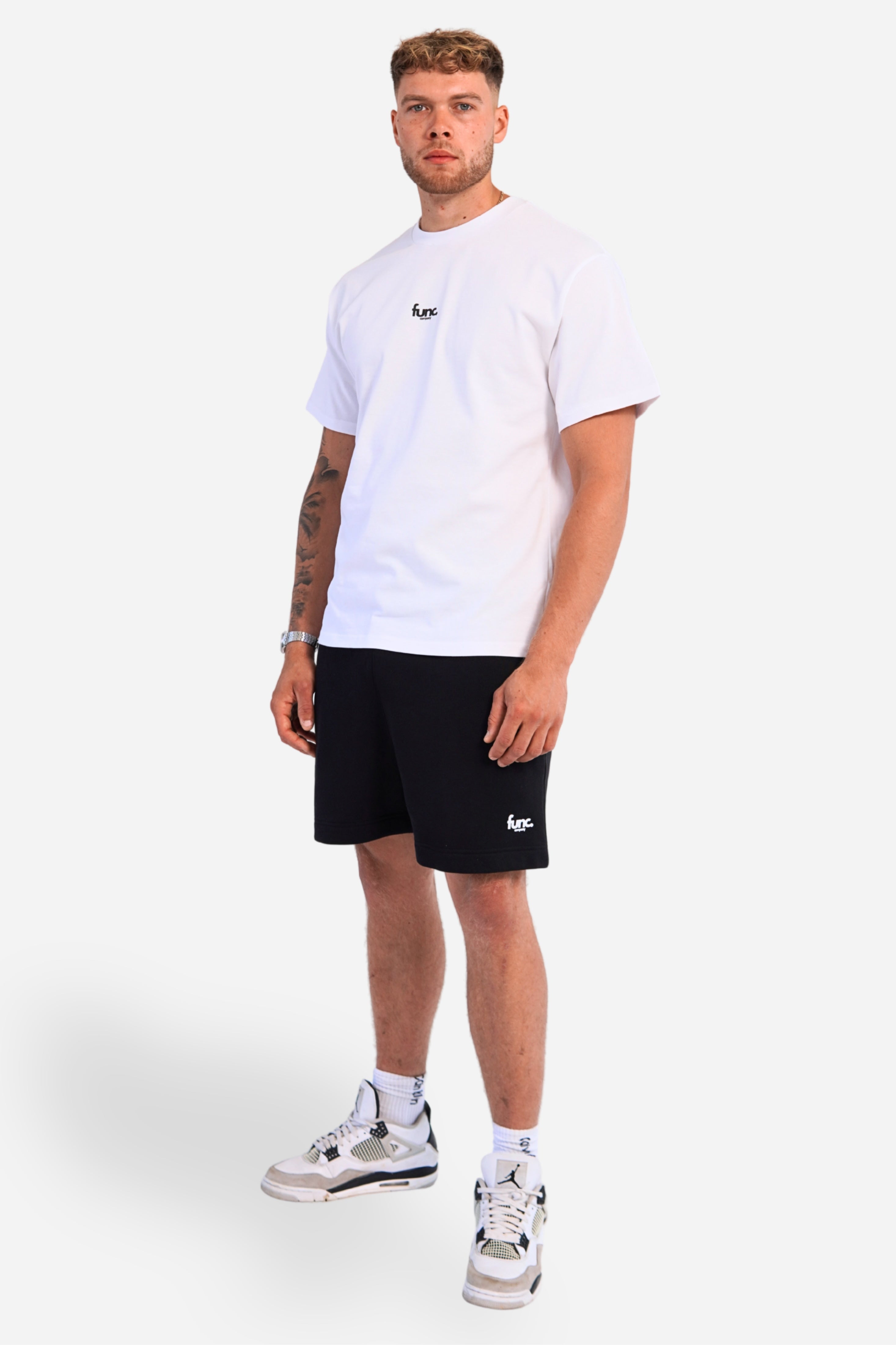 heavy tee | white / black
