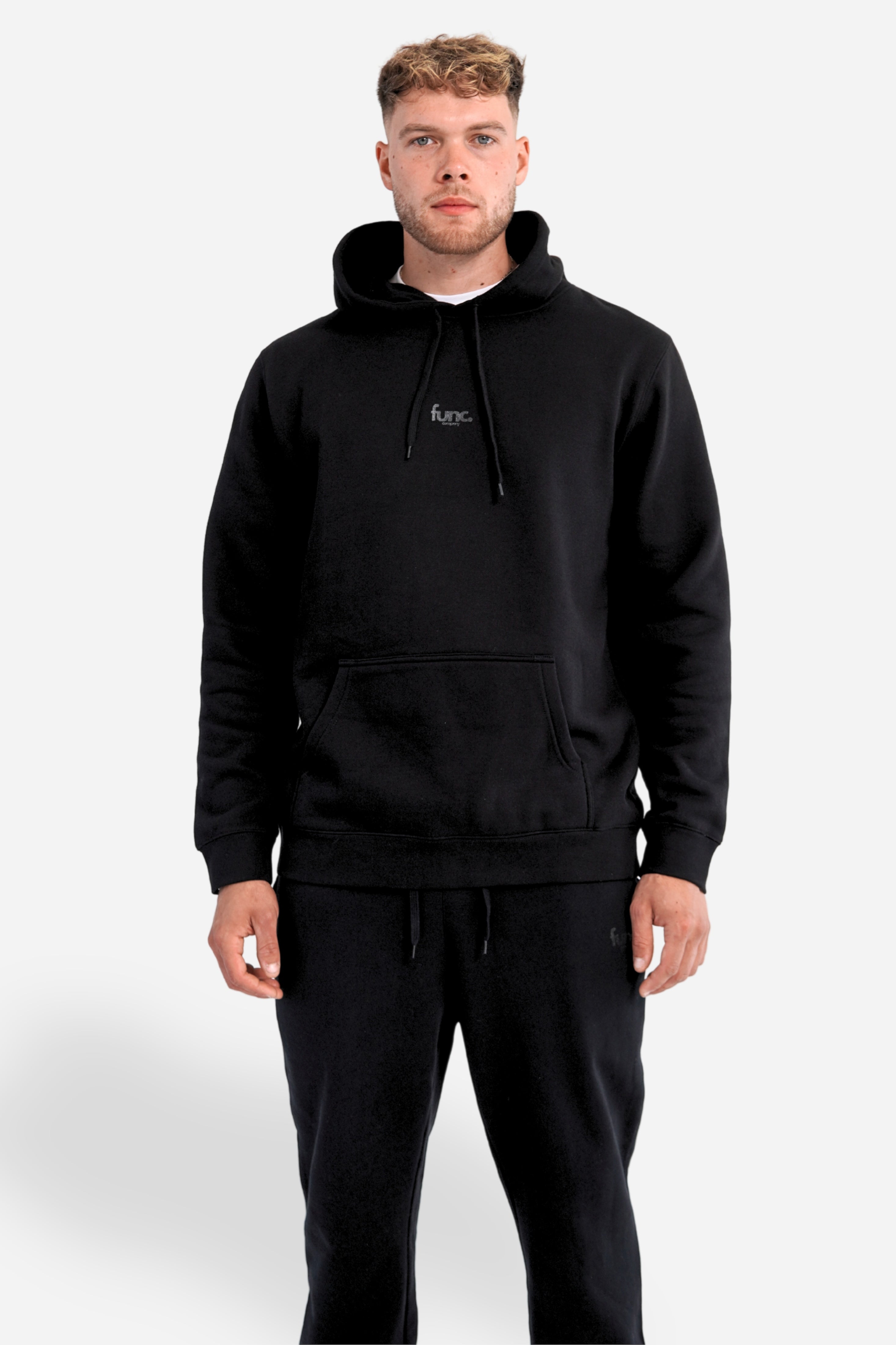 fitted hoodie | black / black