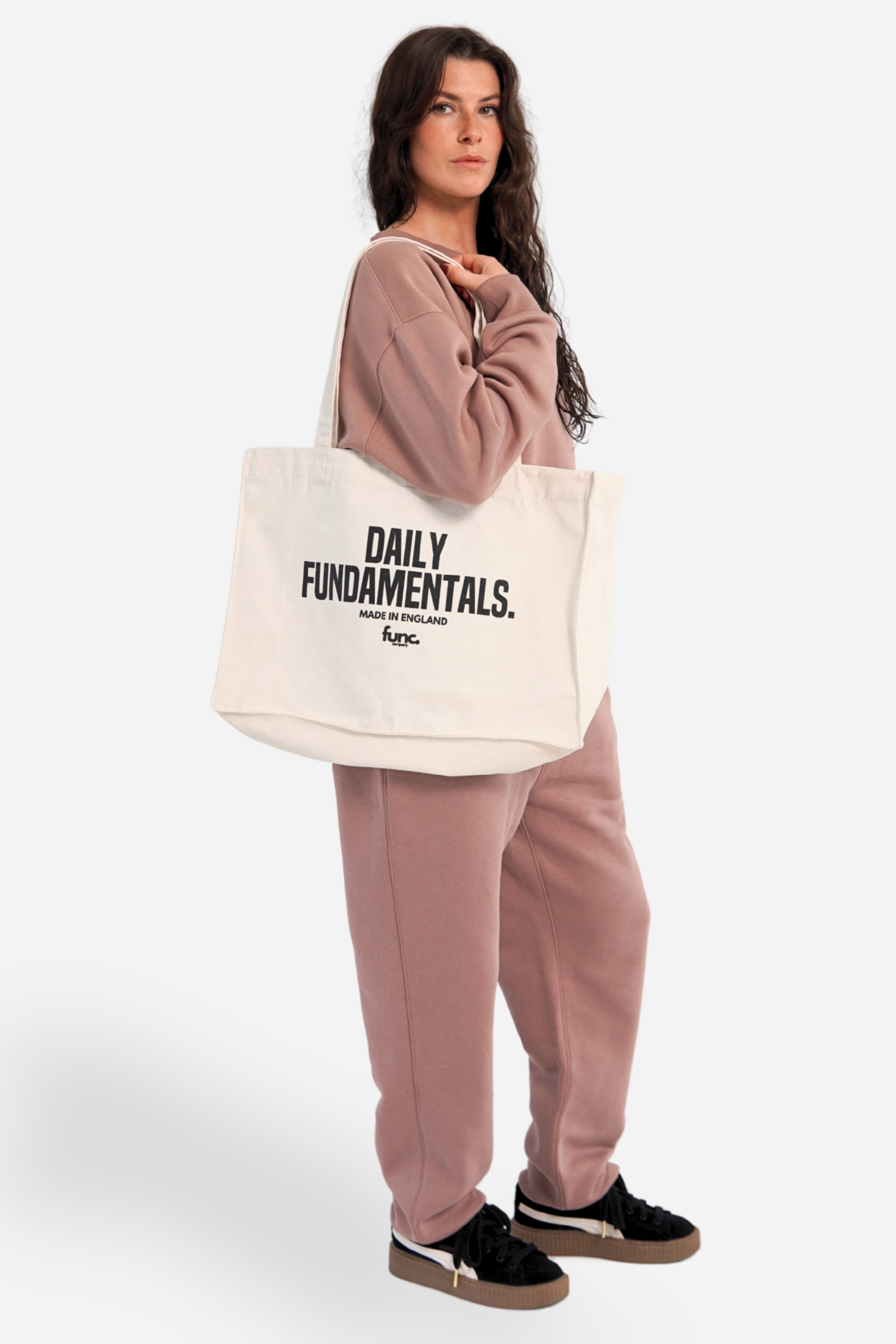 shoulder tote | vintage white / black
