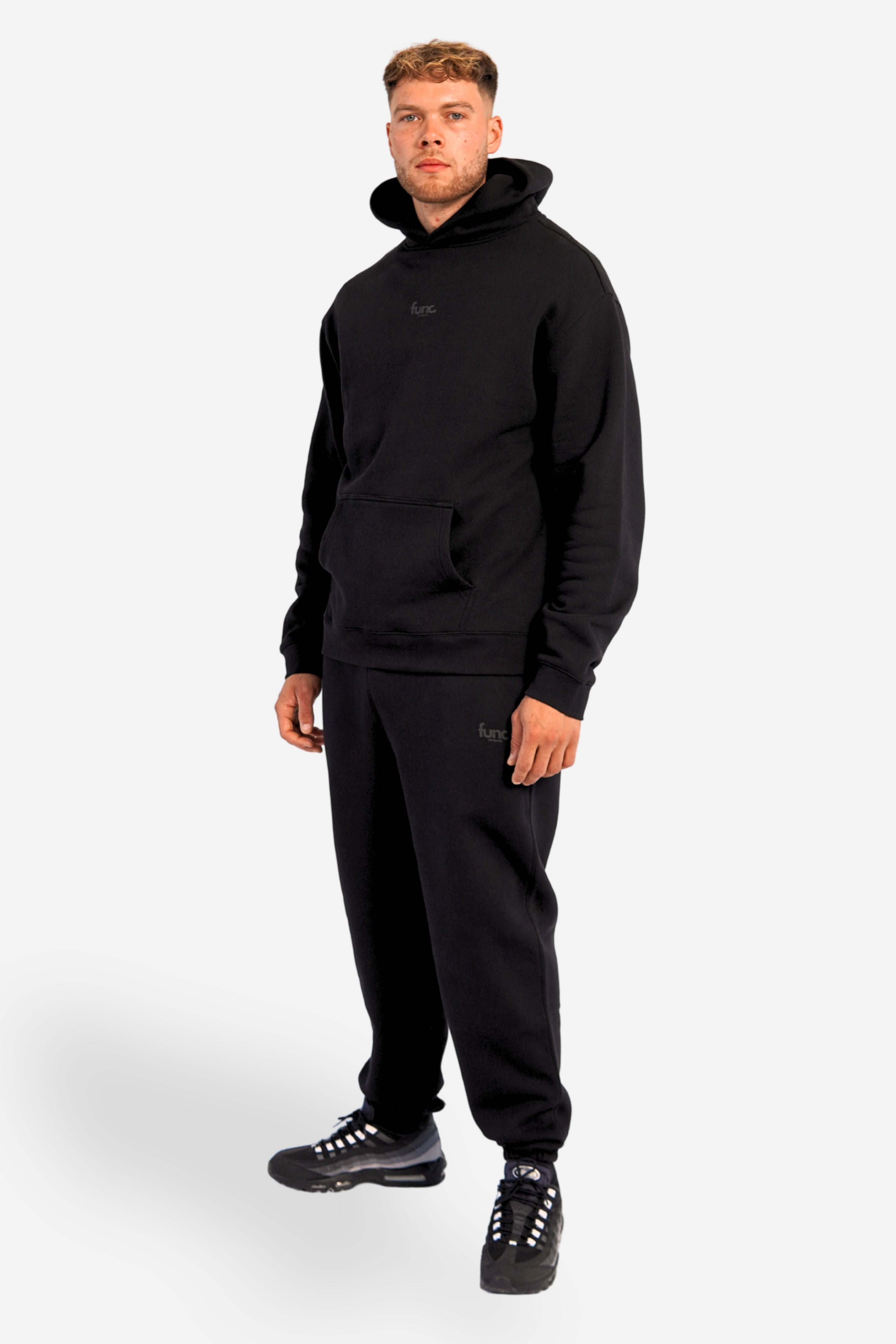 relax hoodie | solid black / black