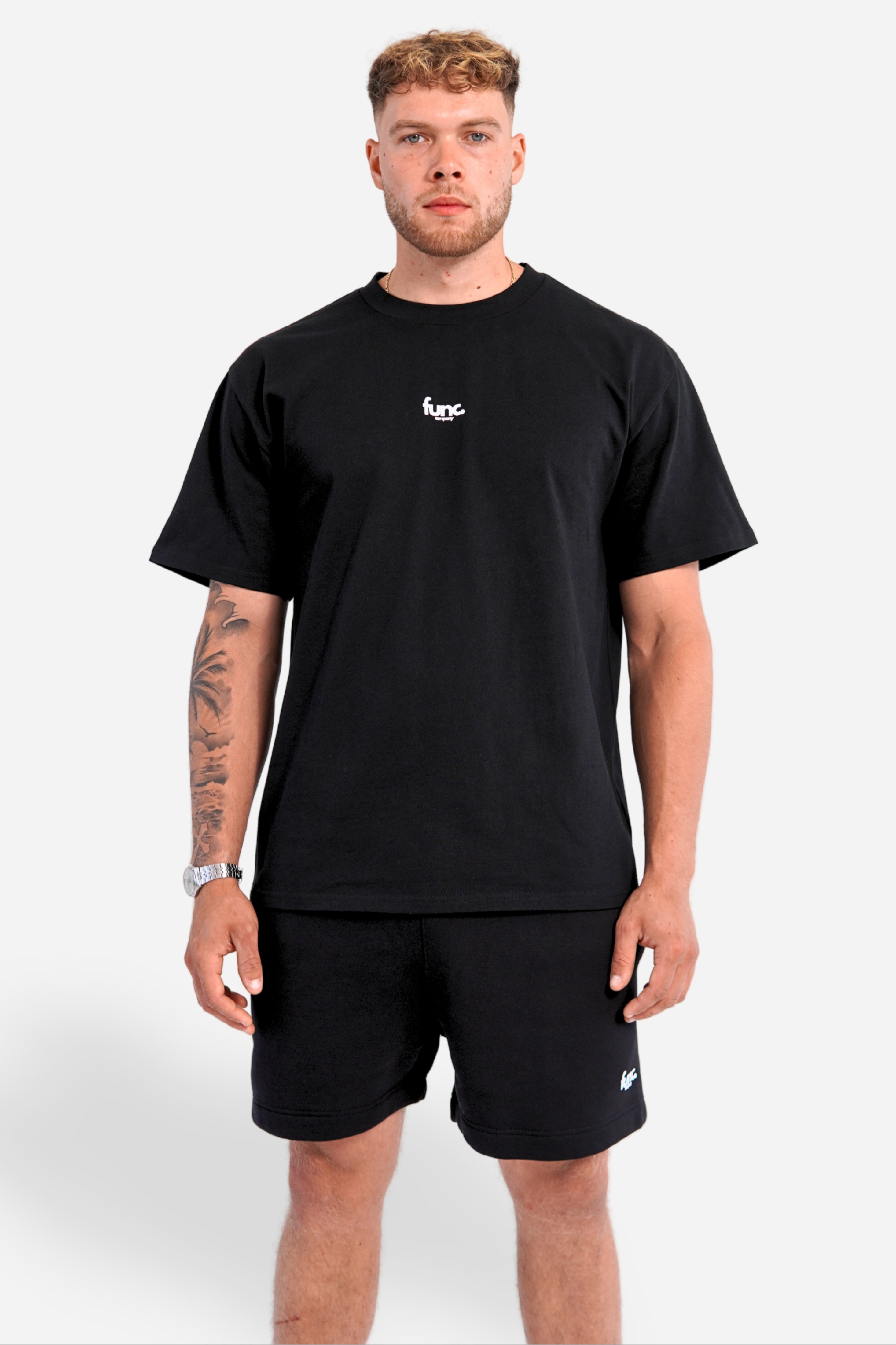 heavy tee | black / white