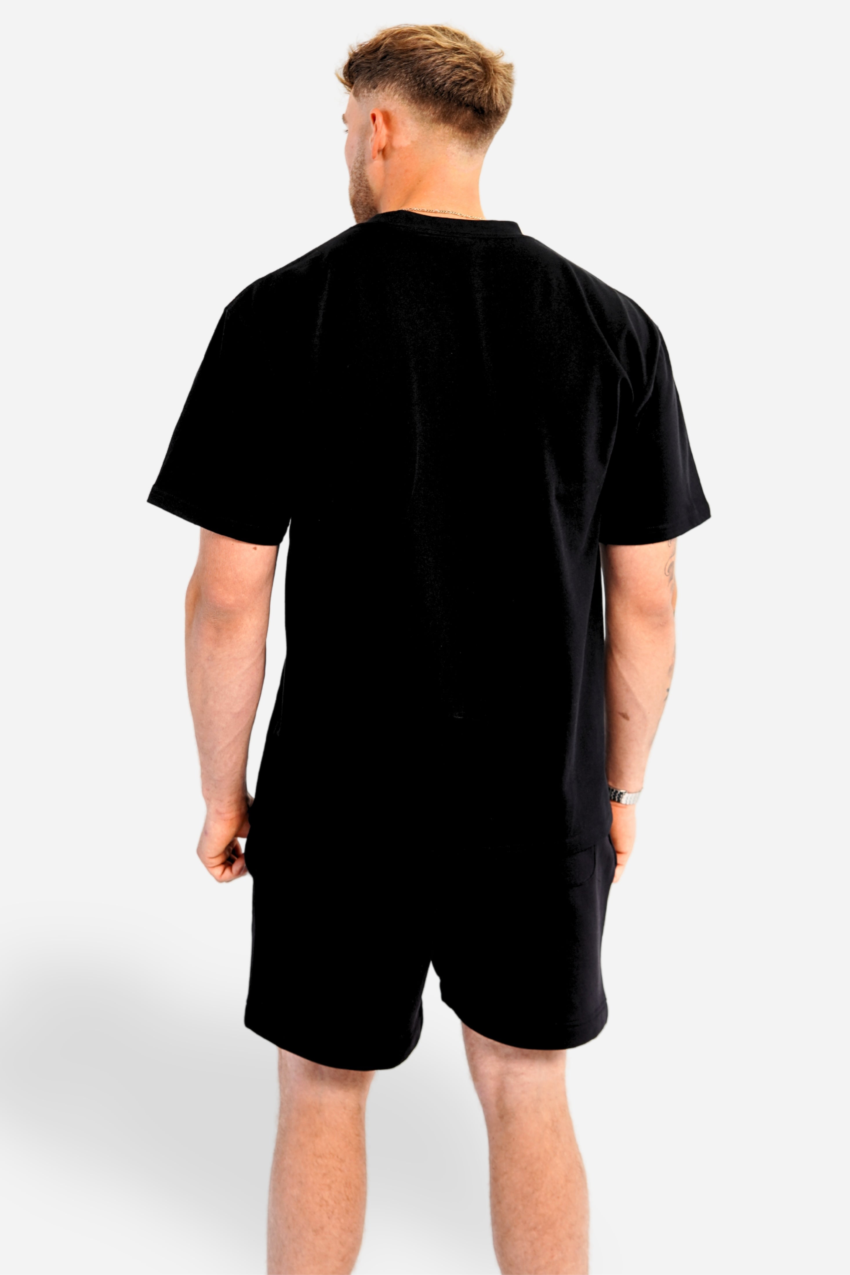 heavy tee | black / white