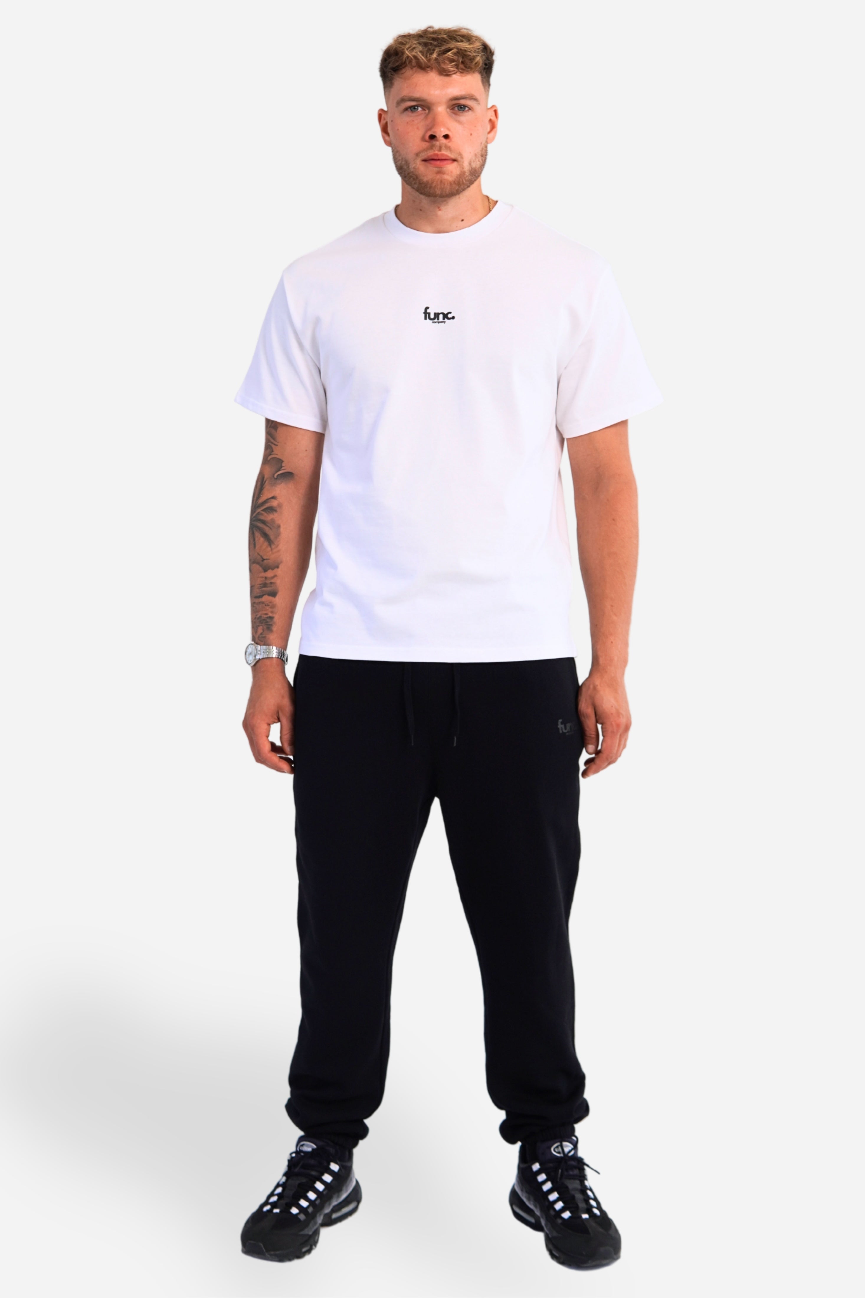 fitted sweatpants | black / black